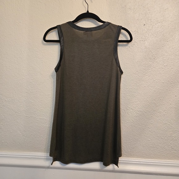 ASOS Tank Top Size 4 Olive Green Lightweight Faux Leather‎ Trim Side Slit - Picture 2 of 10